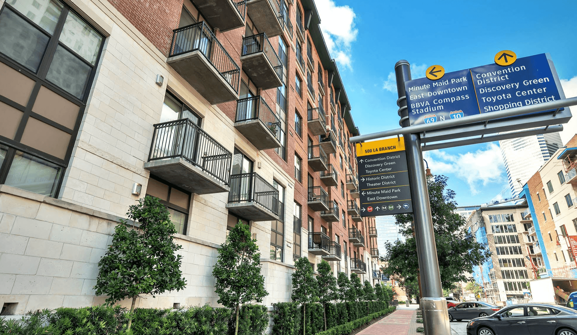 Houston Downtown Apartments On Crawford Street